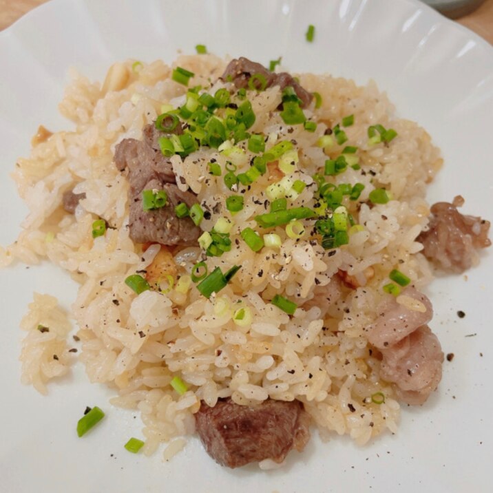 夫が絶賛!簡単☆ガーリックステーキチャーハン